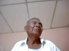 අම්මා දුවගේ හිටපු පෙම්වතා ගොදුරු කරගන්නවා
